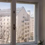 Vintage 1br In Kamppi With Perfect Location Helsinki
