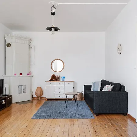 Vintage 1br In Kamppi With Perfect Location