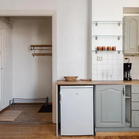 Vintage 1br In Kamppi With Perfect Location