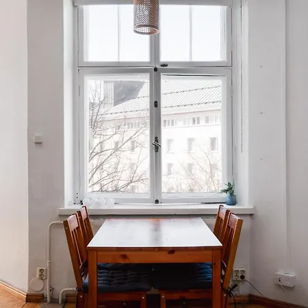 Vintage 1br In Kamppi With Perfect Location Apartamento