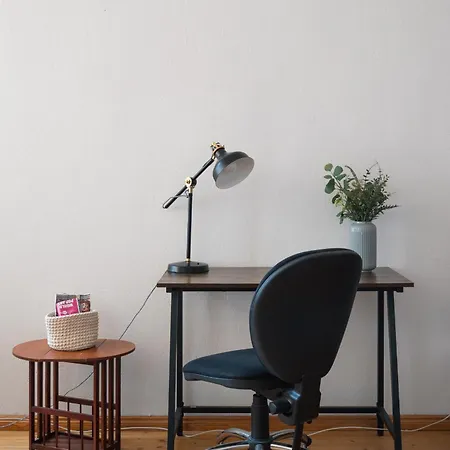 Vintage 1br In Kamppi With Perfect Location Huoneisto *