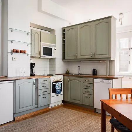 Vintage 1br In Kamppi With Perfect Location Lejlighed Helsinki