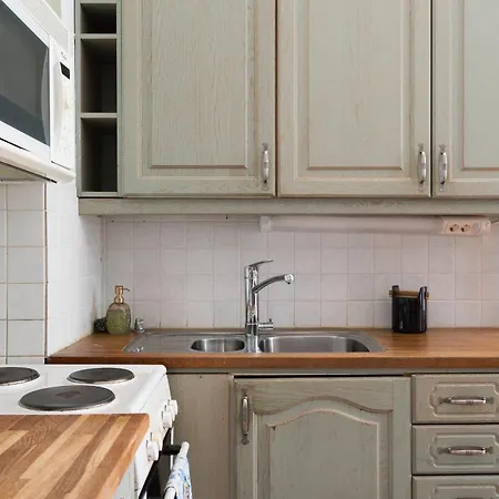Vintage 1br In Kamppi With Perfect Location Lejlighed *